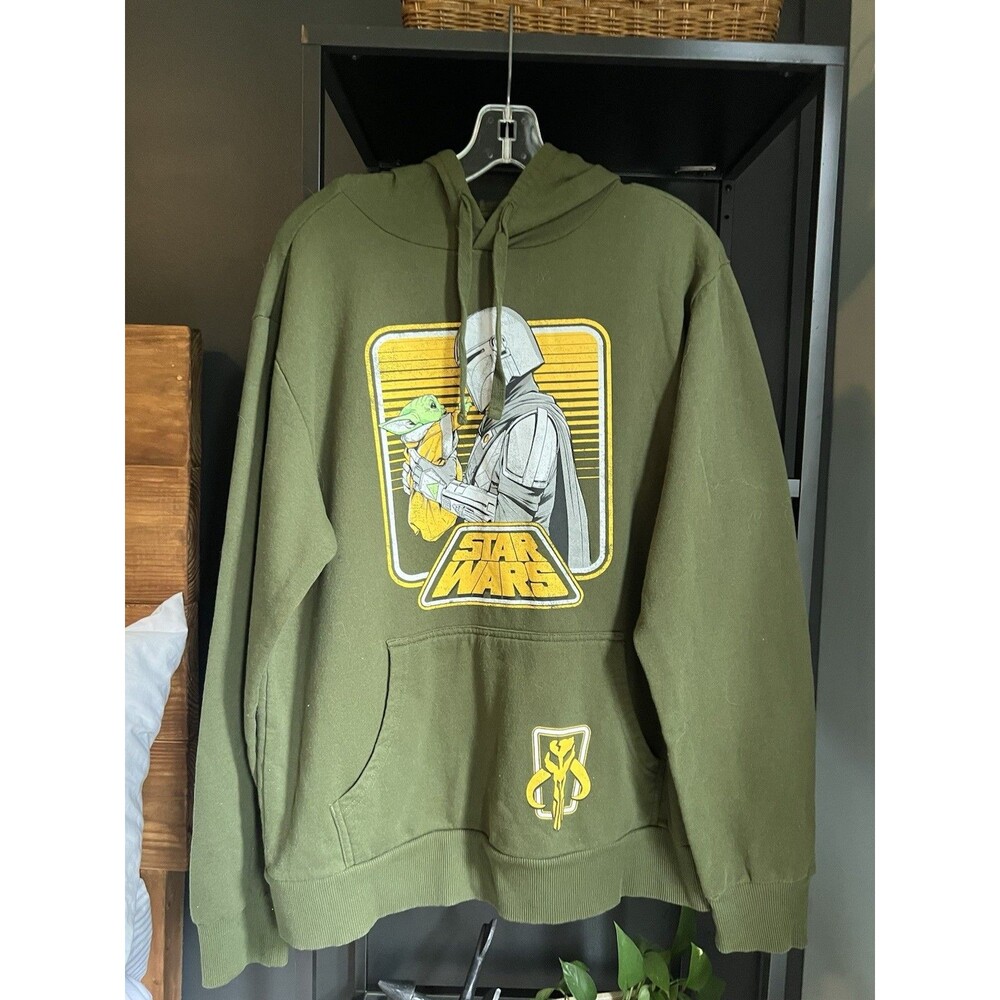 Star Wars Mandalorian Grogu Hoodie M Olive Green Cozy Pullover The Child Disney